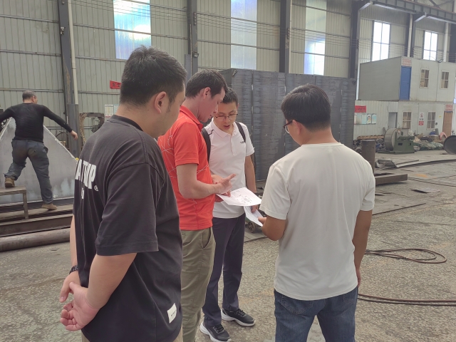 跨國交流新篇章——非洲客戶參觀考察成人抖音91视频製造現場